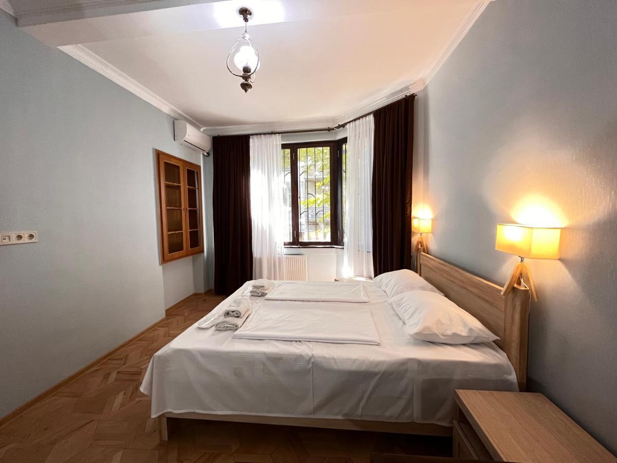 Vera City Center Apartment Тбилиси Екстериор снимка