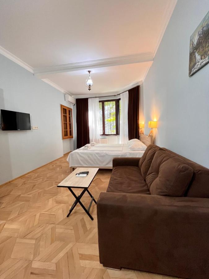Vera City Center Apartment Тбилиси Екстериор снимка