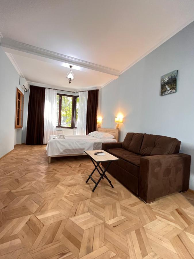 Vera City Center Apartment Тбилиси Екстериор снимка