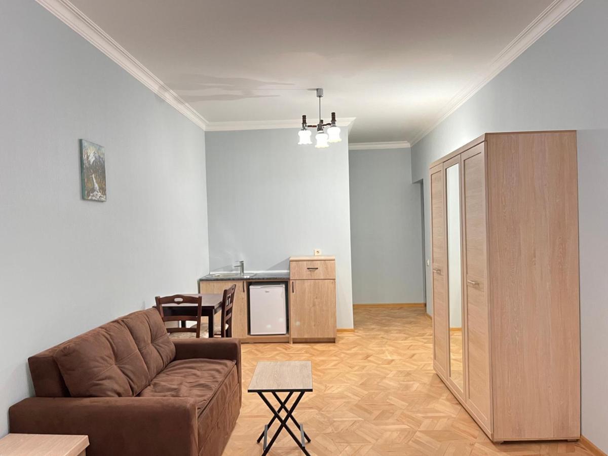Vera City Center Apartment Тбилиси Екстериор снимка