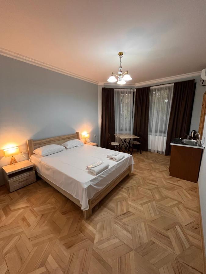 Vera City Center Apartment Тбилиси Екстериор снимка